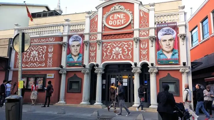 cine-dore-lavapies-madrid El cine Dore, cercano al mercado de Antón Martín