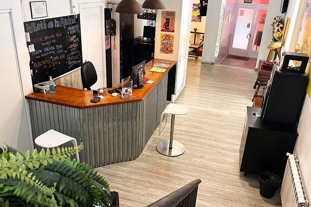 Reception at Way Hostel Madrid, where you can obtain information and check in.